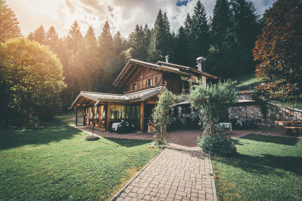 Casina_Bruniol_Estate_DP_2019_kdallasteppa_1.jpg Casina_Bruniol_Estate_DP_2019_kdallasteppa_1.jpg