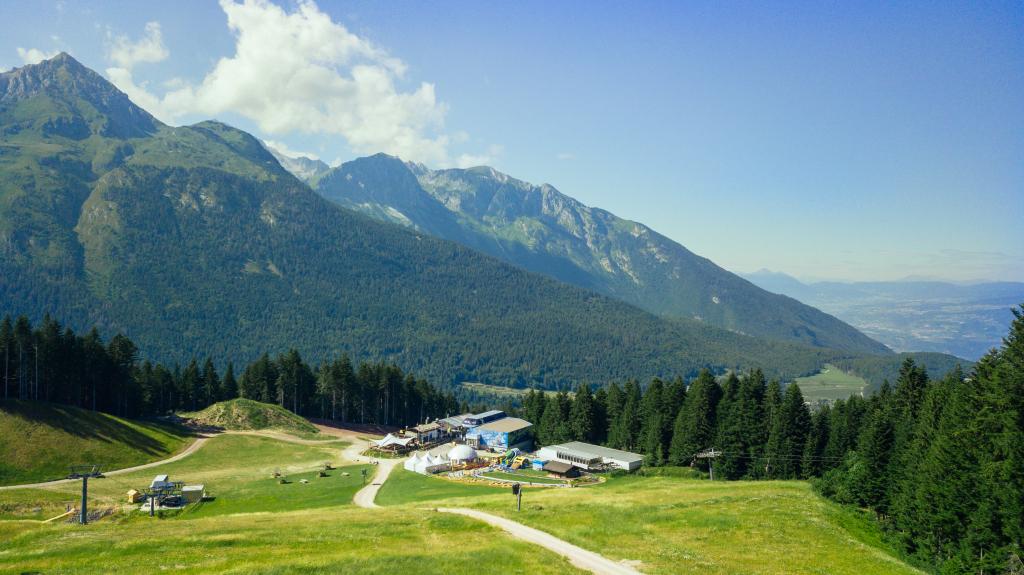 Rifugio_Chalet_Forst_estate_DP_2022_ph._Vitaly_Yarosh_7.jpg Rifugio_Chalet_Forst_estate_DP_2022_ph._Vitaly_Yarosh_7.jpg